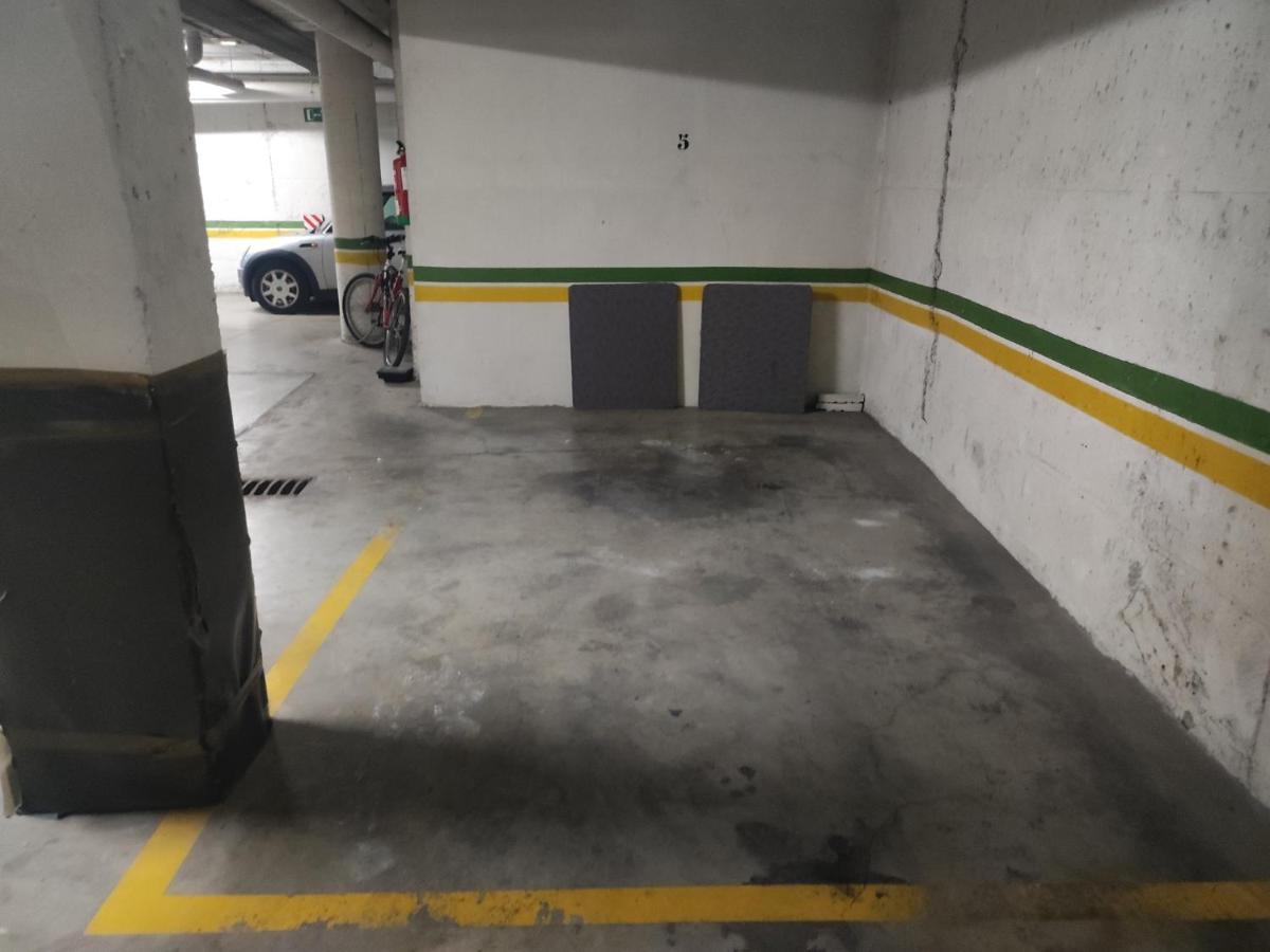 Apartamento San Luis. Plaza De Parking Gratis!!! Σεβίλλη Εξωτερικό φωτογραφία
