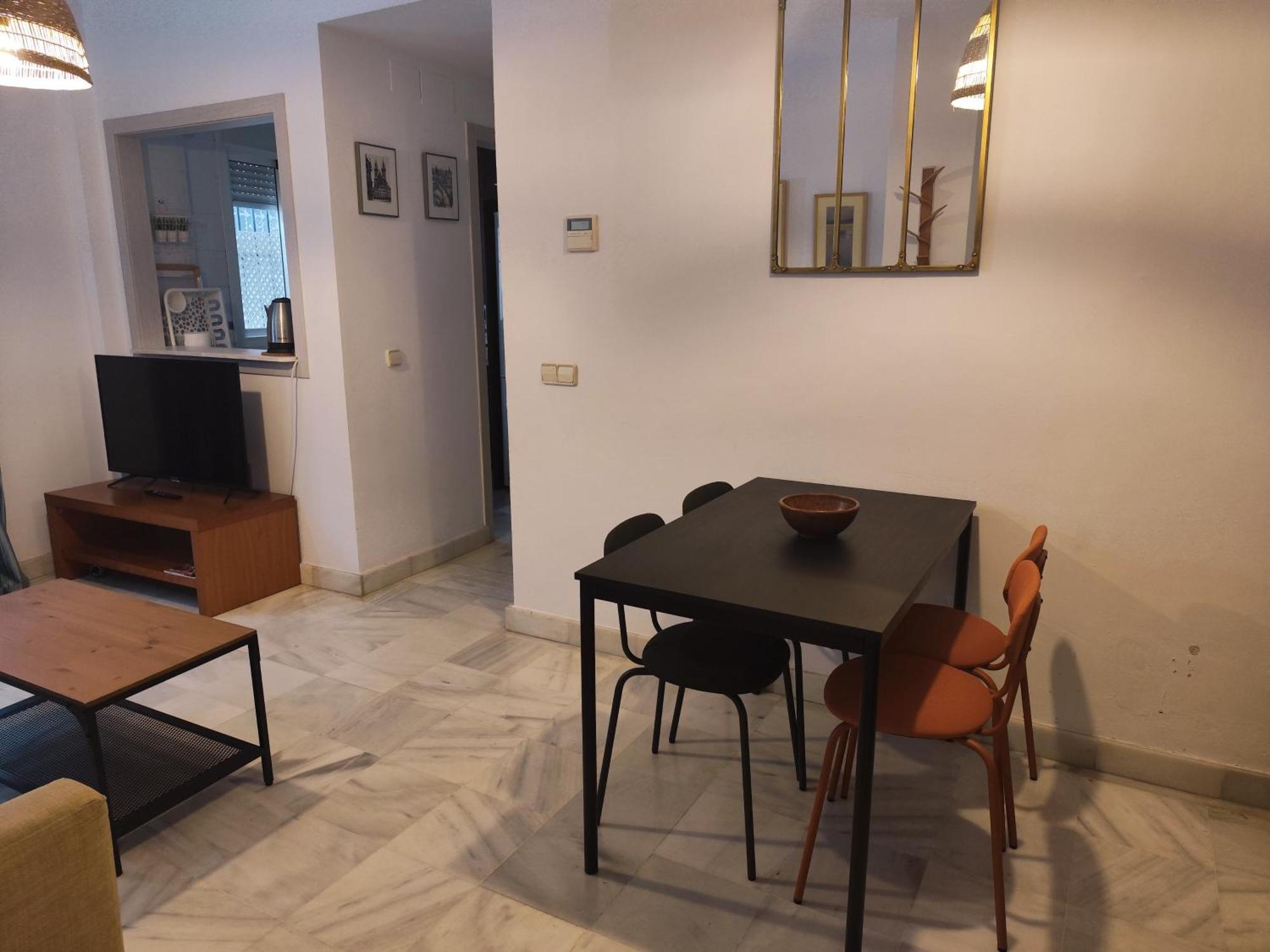 Apartamento San Luis. Plaza De Parking Gratis!!! Σεβίλλη Εξωτερικό φωτογραφία